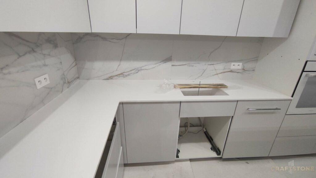 Konglomerat kwarcowy Technistone Calacatta Silva