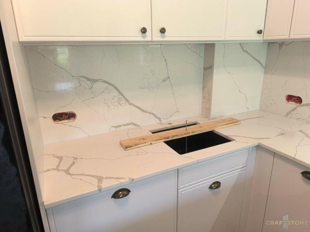 Konglomerat kwarcowy Technistone Calacatta Silva