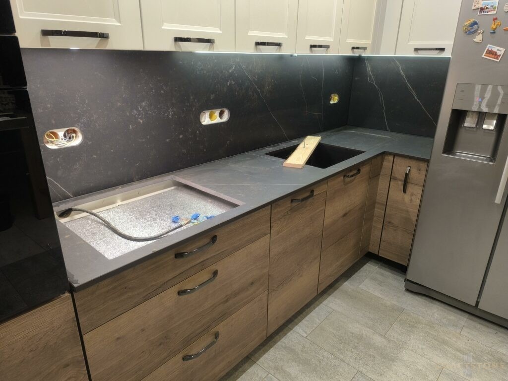 Spiek kwarcowy Dekton Kelya