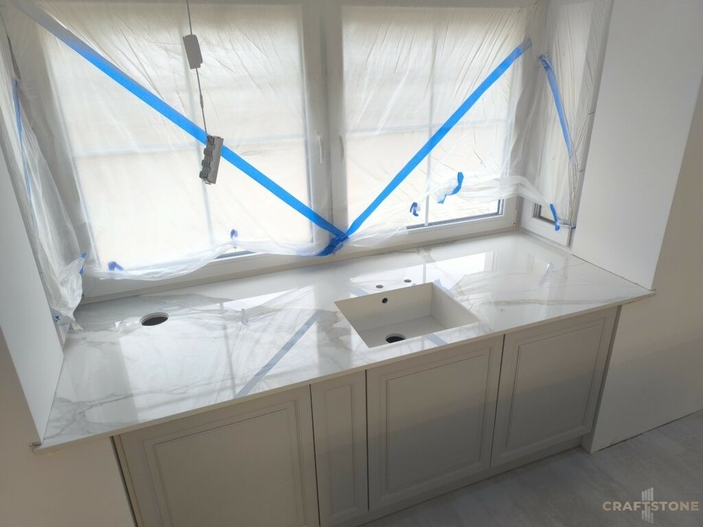 Spiek kwarcowy Franko Statuario Argento