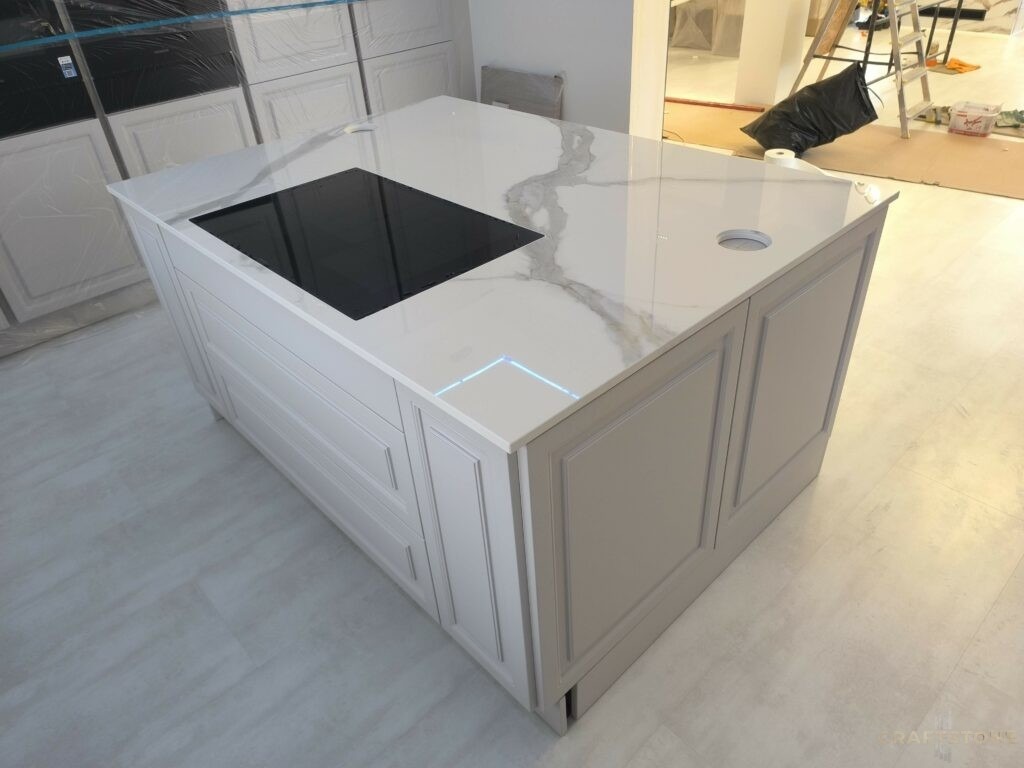 Spiek kwarcowy Franko Statuario Argento