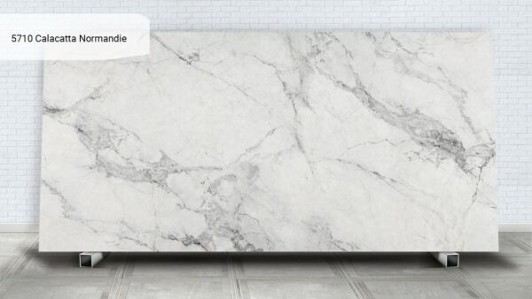 5710 Calacatta Normandie [Avant Quartz] - obrazek 2
