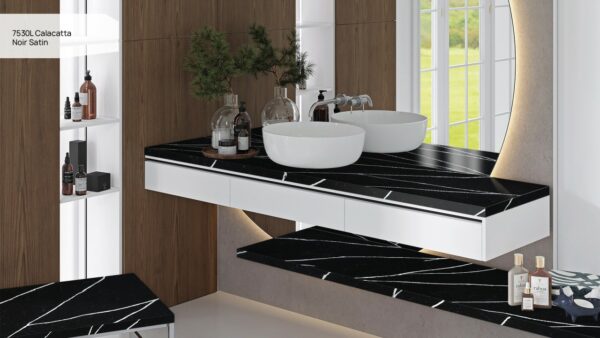 7530L Calacatta Noir Satin [Avant Quartz] - obrazek 6