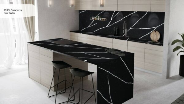 7530L Calacatta Noir Satin [Avant Quartz] - obrazek 4