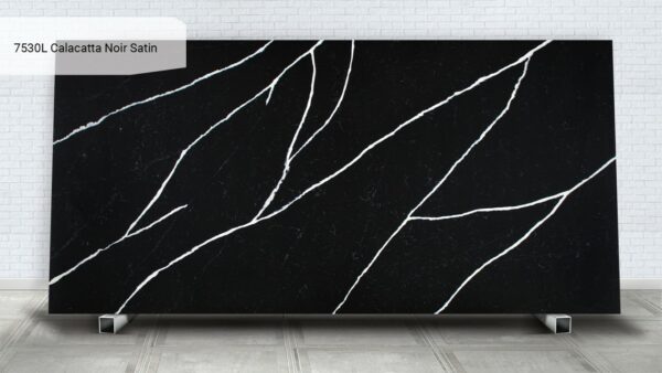 7530L Calacatta Noir Satin [Avant Quartz] - obrazek 2