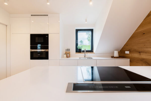 Crystal Absolute White [Technistone] - obrazek 11