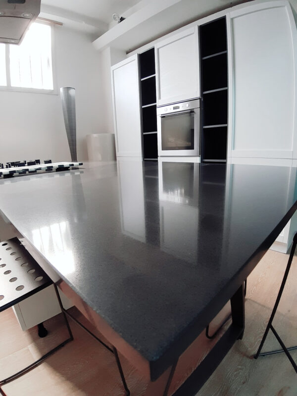Crystal Anthracite Pure [Technistone] - obrazek 7