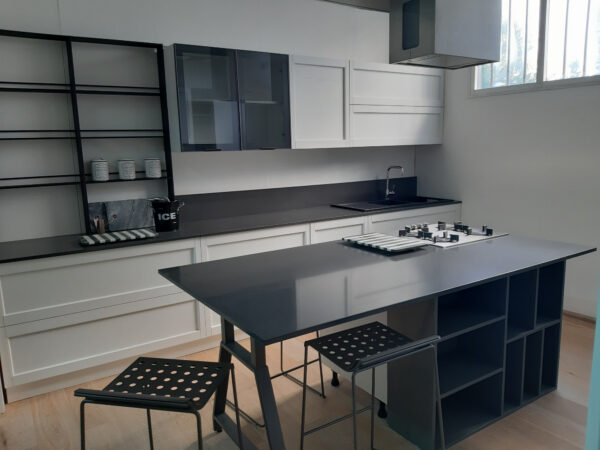 Crystal Anthracite Pure [Technistone] - obrazek 8