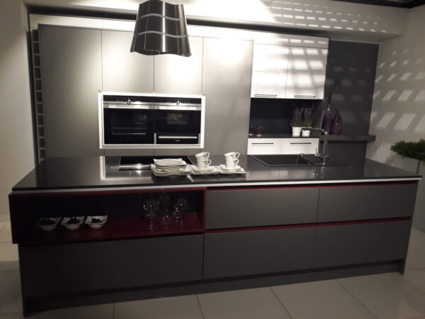 Crystal Anthracite Pure [Technistone] - obrazek 9