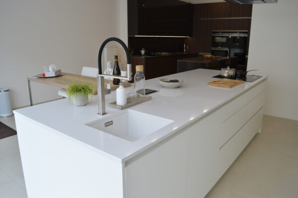 Crystal Polar White [Technistone] - obrazek 6
